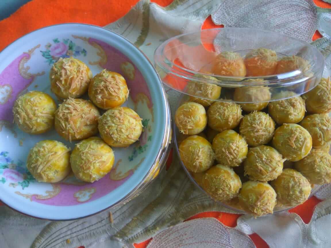 Kue Nastar Keju Lumer