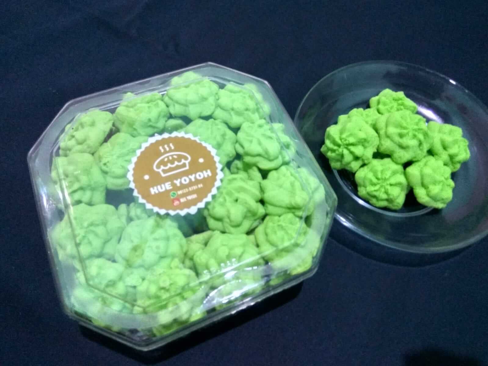 kue sagu pandan